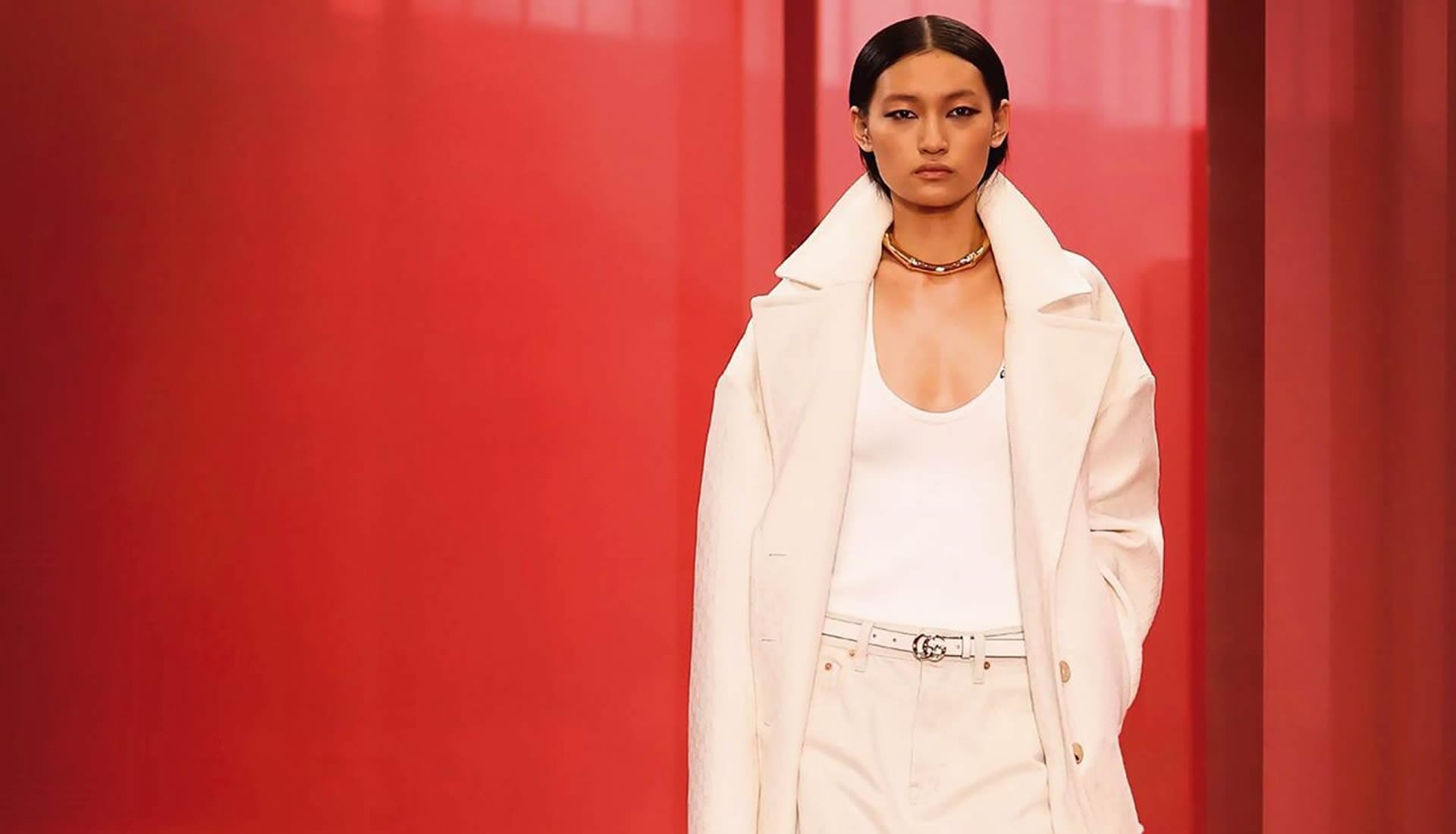 De la pasarela a la calle